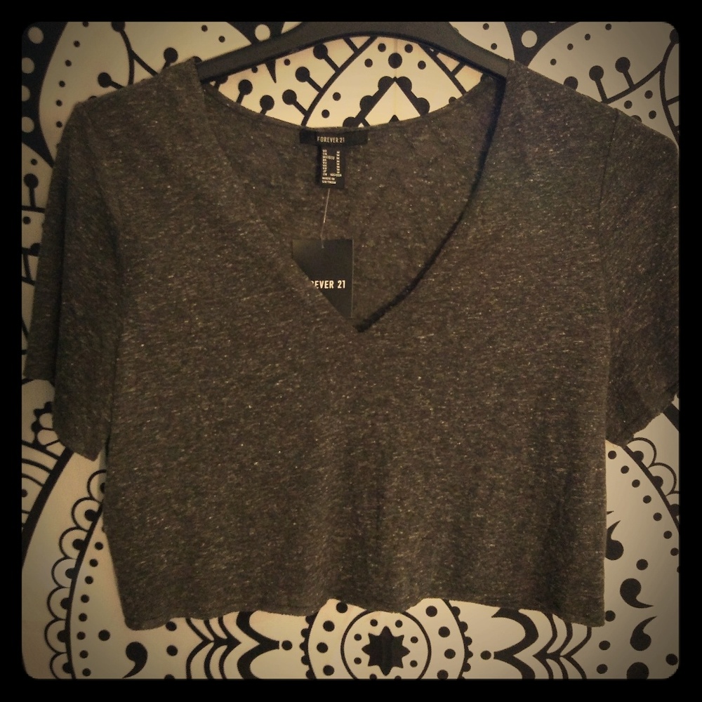 Forever 21 crop top tee